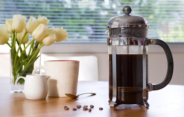 Как правильно заваривать кофе во френч-прессе?