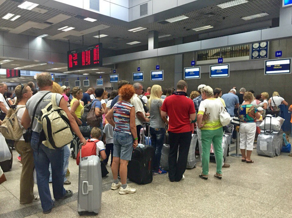 Как можно определить в аэропорту, что турист из России