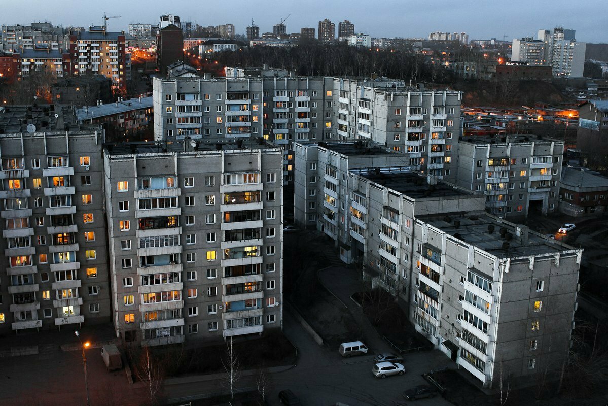 Окно из ванной в кухню, холодильник под окном и другие странности советских квартир