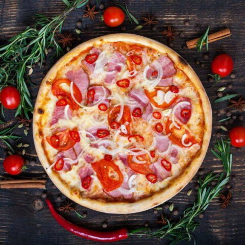 Заказать пиццу на дом: как воспользоваться услугой, блюда от онлайн-ресторана «Таймаут»