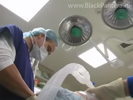 Несовершеннолетним скоро запретят операционное увеличение груди Несовершеннолетним скоро запретят операционное увеличение груди