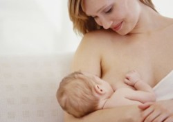 Искусственное вскармливание младенцев способствует развитию ожирения