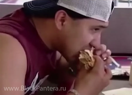 Подростки, питающиеся в фаст-фудах, учатся хуже своих сверстников Подростки, питающиеся в фаст-фудах, учатся хуже своих сверстников